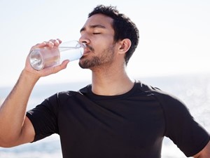 La importancia de la hidratación: cómo el agua impacta en tu salud