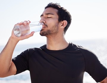 La importancia de la hidratación: cómo el agua impacta en tu salud